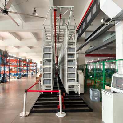 คุณภาพ 180M/Min เครื่องกีฬากระบายน้ํา Asrs High Bay Racking Warehouse เครื่องกีฬากระบายน้ํา โรงงาน