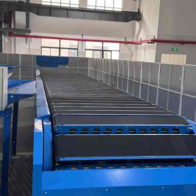 Qualità Selezionatore a nastro stretto 8000 pezzi/ora con precisione di smistamento ≥99,99% per sistemi logistici di magazzino Fabbrica